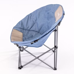 Runder, blauer Klappstuhl mit einem gepolsterten Sitz und einem stabilen, grauen Metallgestell.