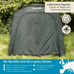 Grünes Zelt aus 210D Oxford Polyester, stehend auf Gras, Beschriftung mit „Skandika“ und Informationen zu Schutz und Dienstleistungen.