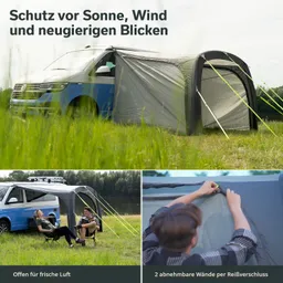Volkswagen Fahrzeug mit einem befestigten Vorzelt auf einer Wiese. Im Hintergrund zwei Personen auf Campingstühlen.
