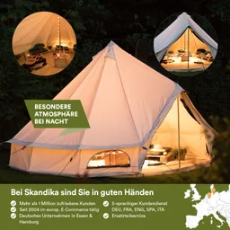 Zelt mit beleuchteter Inneneinrichtung und gemütlicher Atmosphäre, umgeben von Pflanzen. Textinformationen im Bild enthalten.