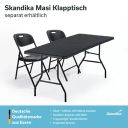 Klappbarer Tisch in Schwarz mit zwei passenden Stühlen, vor weißem Hintergrund. Textinformationen oben und unten.