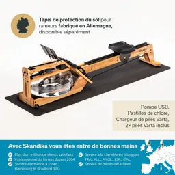 Wassersportgerät auf schwarzem Bodenmatte, Holzrahmen und transparentem Wassertank, mit Zubehörteilen beschriftet.