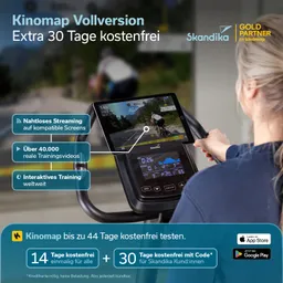 Eine Person sitzt auf einem Fitnessgerät, während ein Bildschirm mit Trainingsvideos und Statistiken sichtbar ist. Informationen zu einer App sowie ein Werbebereich sind im Bild enthalten.