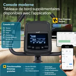 Moderne Trainingskonsole mit LED-Display, zeigt Zeit, Geschwindigkeit, Distanz, Kalorienverbrauch und Herzfrequenz. Smartphone und Tablet zeigen zusätzliche Daten.