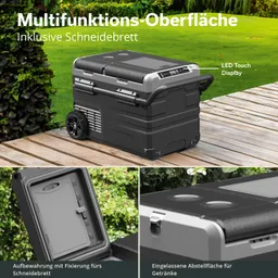 Kühlbox mit multifunktioneller Oberfläche, Schneidebrett, LED-Touch-Display, Rädern und Getränkehaltern auf Holzterrasse.