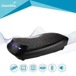 Schwarze Trainingsplatte mit rutschfester Oberfläche und blauer LED-Leuchte. Im Hintergrund grafische Wellenmuster.