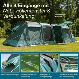 Zelt mit vier Eingängen in grün, ausgestattet mit Netz, Folienfenstern und Verdunkelung. Umgebung: Rasen und Bäume.