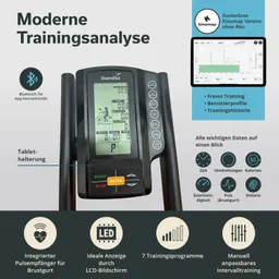 Anzeige eines Fitnessgeräts mit verschiedenen Funktionen. LCD-Bildschirm zeigt Trainingsdaten, darunter Zeit, Distanz und Kalorien. Tablet-Halterung sichtbar.