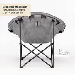 Grauer Moonchair mit einem pulverbeschichteten Stahlgestell, im Hintergrund ein heller, einfarbiger Untergrund.