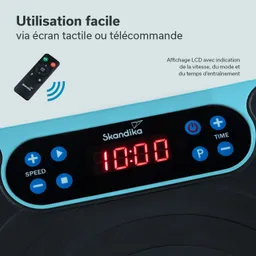 LCD-Anzeige mit roten Ziffern zeigt Zeit (10:00) und Steuerungselemente mit Tasten für Geschwindigkeit und Timer in Blau.