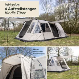 Zelt in natürlicher Umgebung mit transparenten Fenstern und seitlichem Vordach. Aufstellstangen sind sichtbar.
