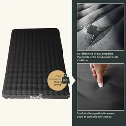 Schwarze, aufblasbare Matratze mit genoppter Oberfläche. Textabschnitte beschreiben Wasserbeständigkeit und Komfort.