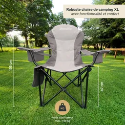 XL Campingstuhl in Grau mit Armlehnen und schwarzen Metallbeinen auf einer grünen Wiese. Maße sind angegeben.