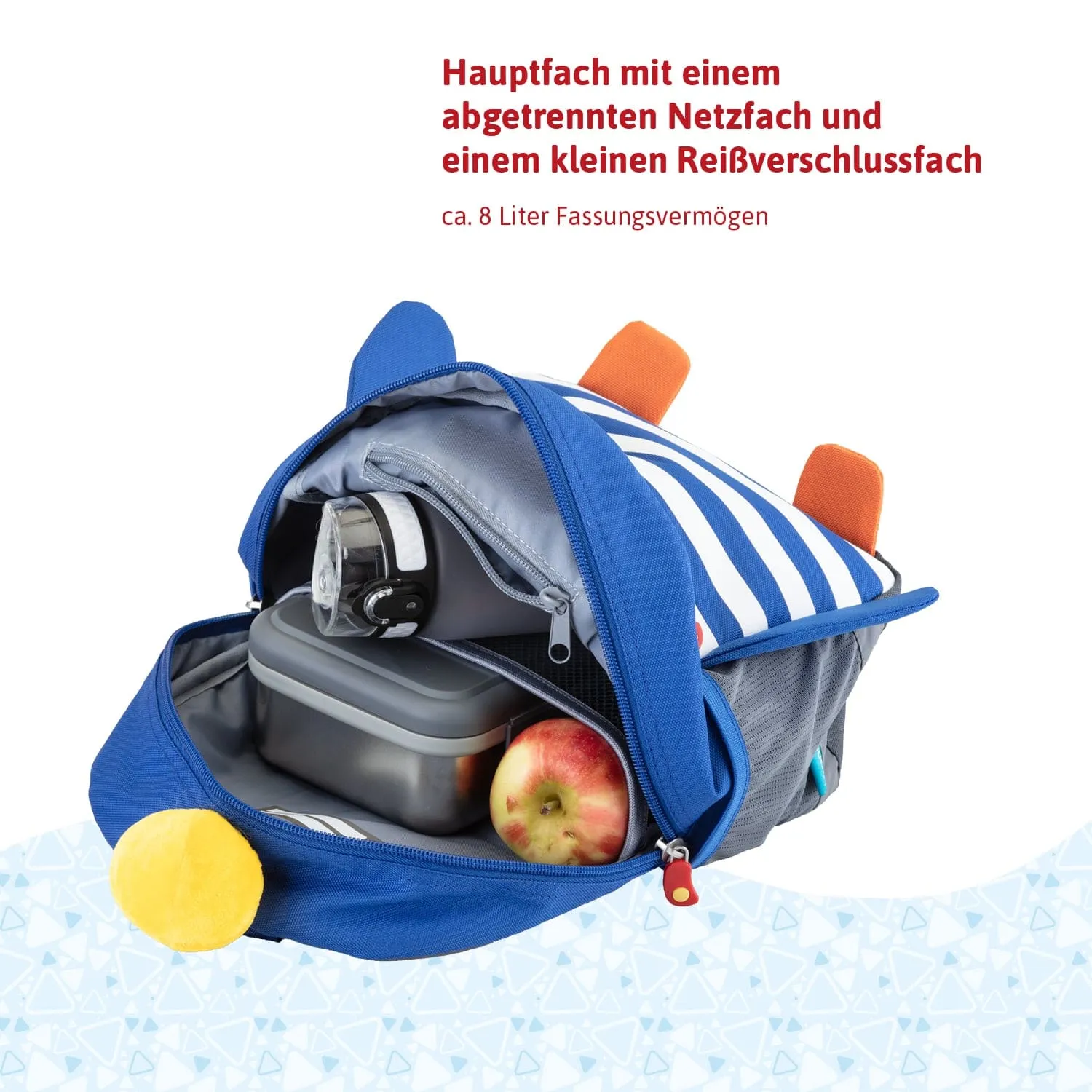 Blaue Tasche mit Hauptfach, Netzfach und kleiner Reißverschlussöffnung. Enthält eine Wasserflasche, eine Lunchbox und einen Apfel.