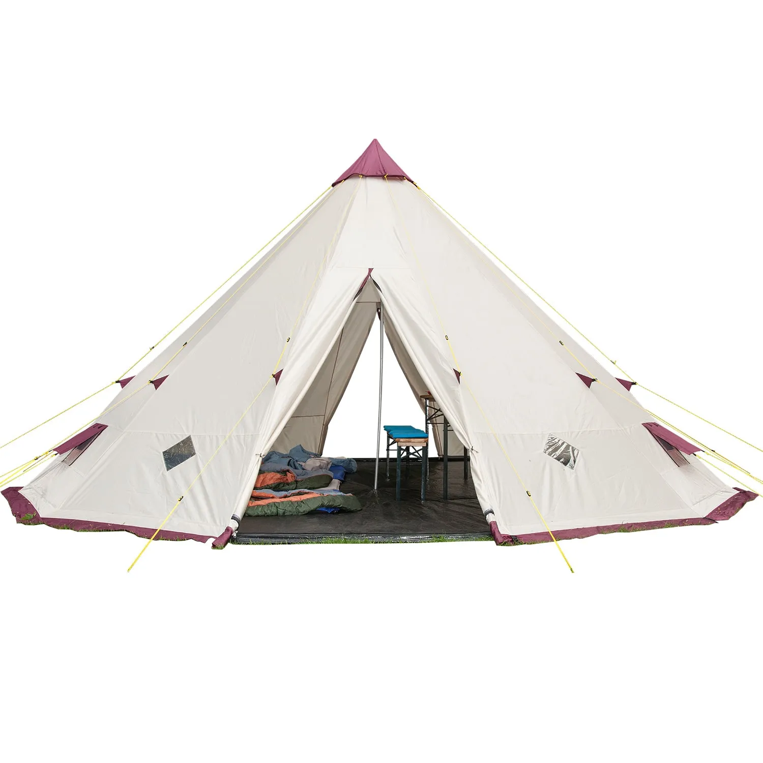 Zelt in Form eines Tipis mit weißem Stoff und lila Akzenten. Im Inneren sind Schlafsäcke und ein blauer Tisch sichtbar.