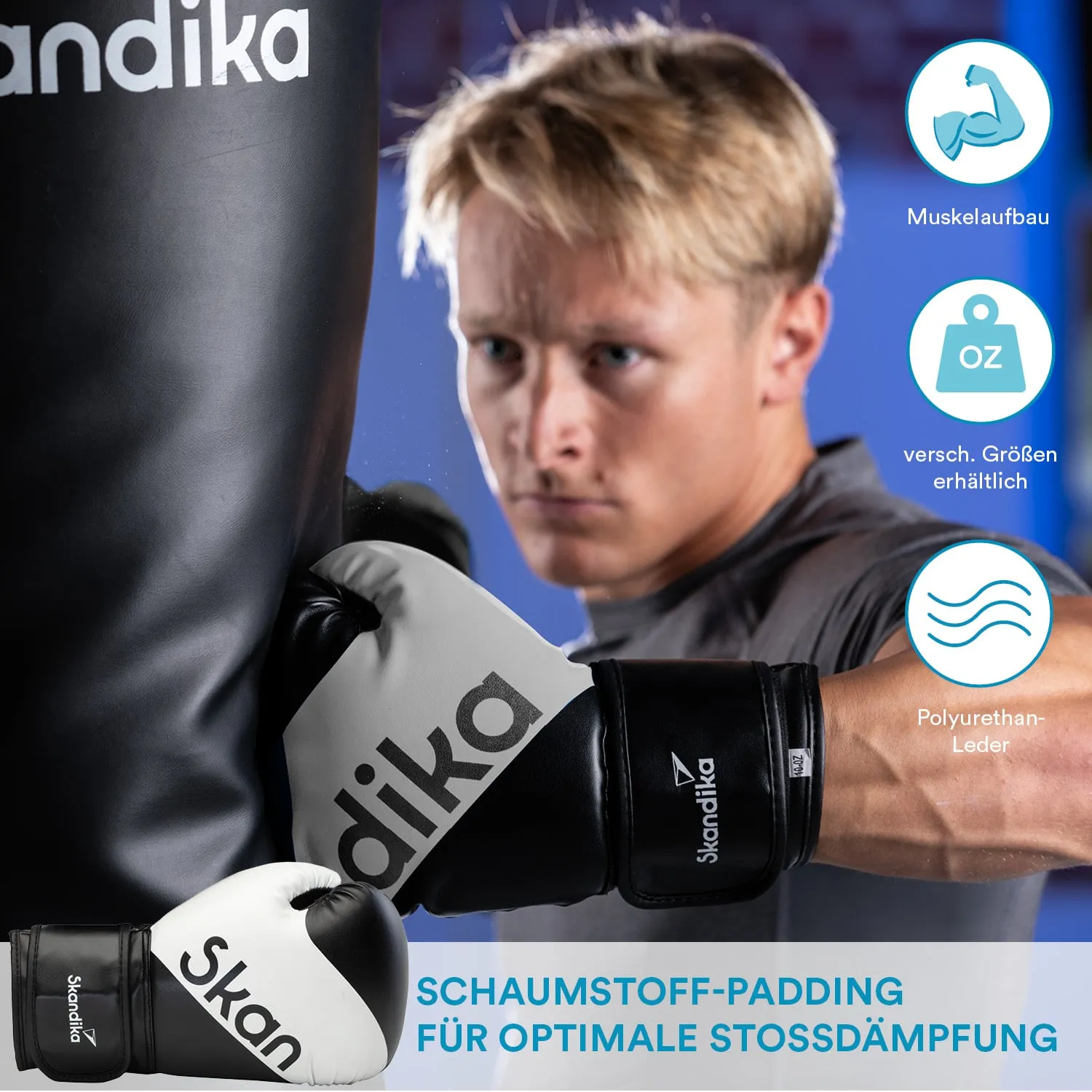 Ein Boxhandschuh mit schwarzem und grauem Design trifft auf einen Boxsack. Eine Person mit blonden Haaren beobachtet konzentriert die Situation.