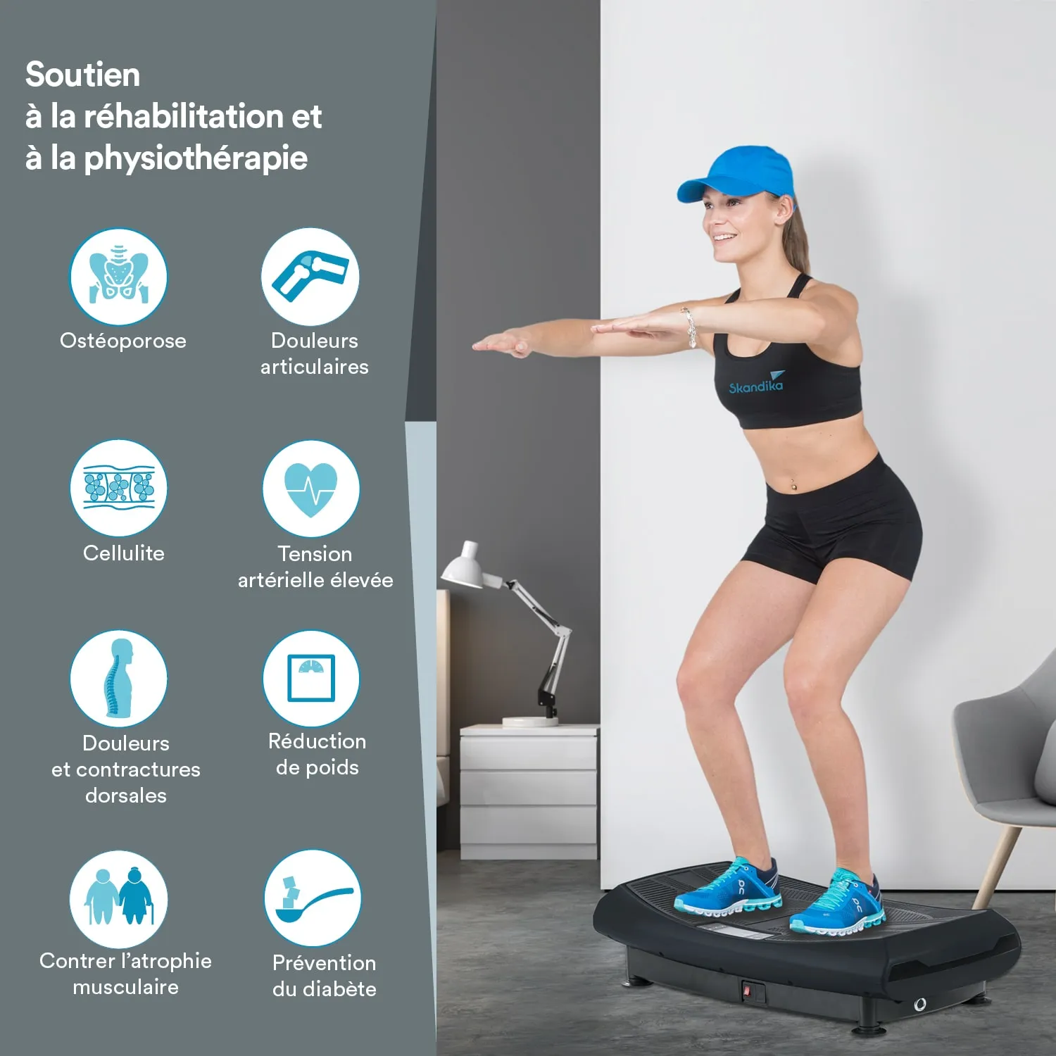 Frau in Sportkleidung steht auf Vibrationsplatte, Hände vor sich, lächelnd. Elemente links mit gesundheitlichen Themen.