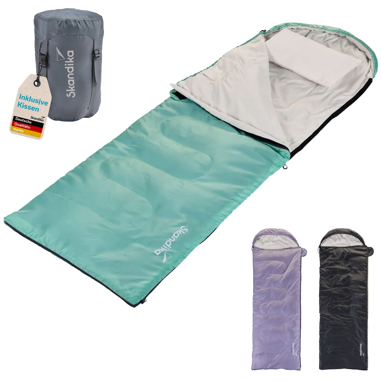 Schlafsack in grün mit integriertem Kissen, daneben ein zusammenrollbarer Sack. Im Hintergrund zwei weitere Schlafsäcke in lila und schwarz.