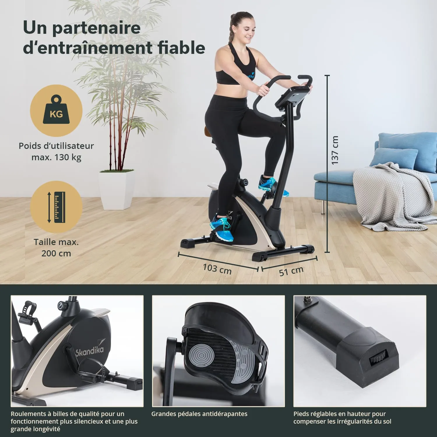 Frau auf einem Ergometer in einem modernen Raum mit einer Pflanze im Hintergrund. Das Gerät hat eine klare Form und Maße.