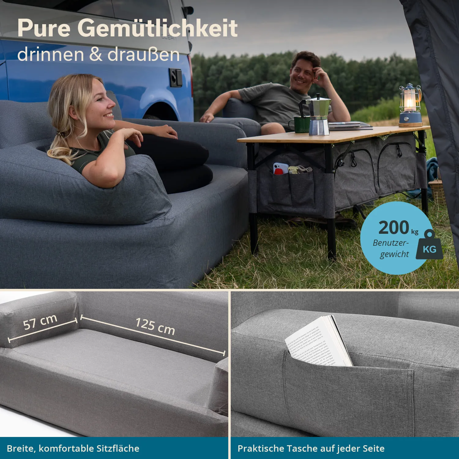Grau gepolsterte Couch im Freien mit zwei sitzenden Personen und einem Tisch. Im Hintergrund Bäume und ein Fahrzeug. Maße der Couch angegeben.