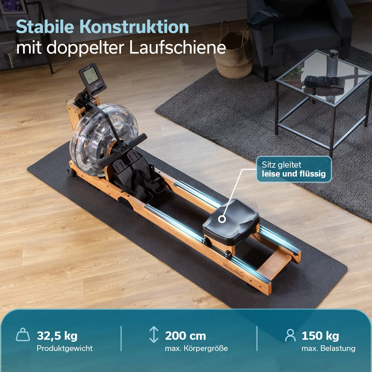 Rudergerät aus Holz mit Wasserbehälter und doppelter Lauf- schiene auf Teppich. Digitalanzeige sichtbar.