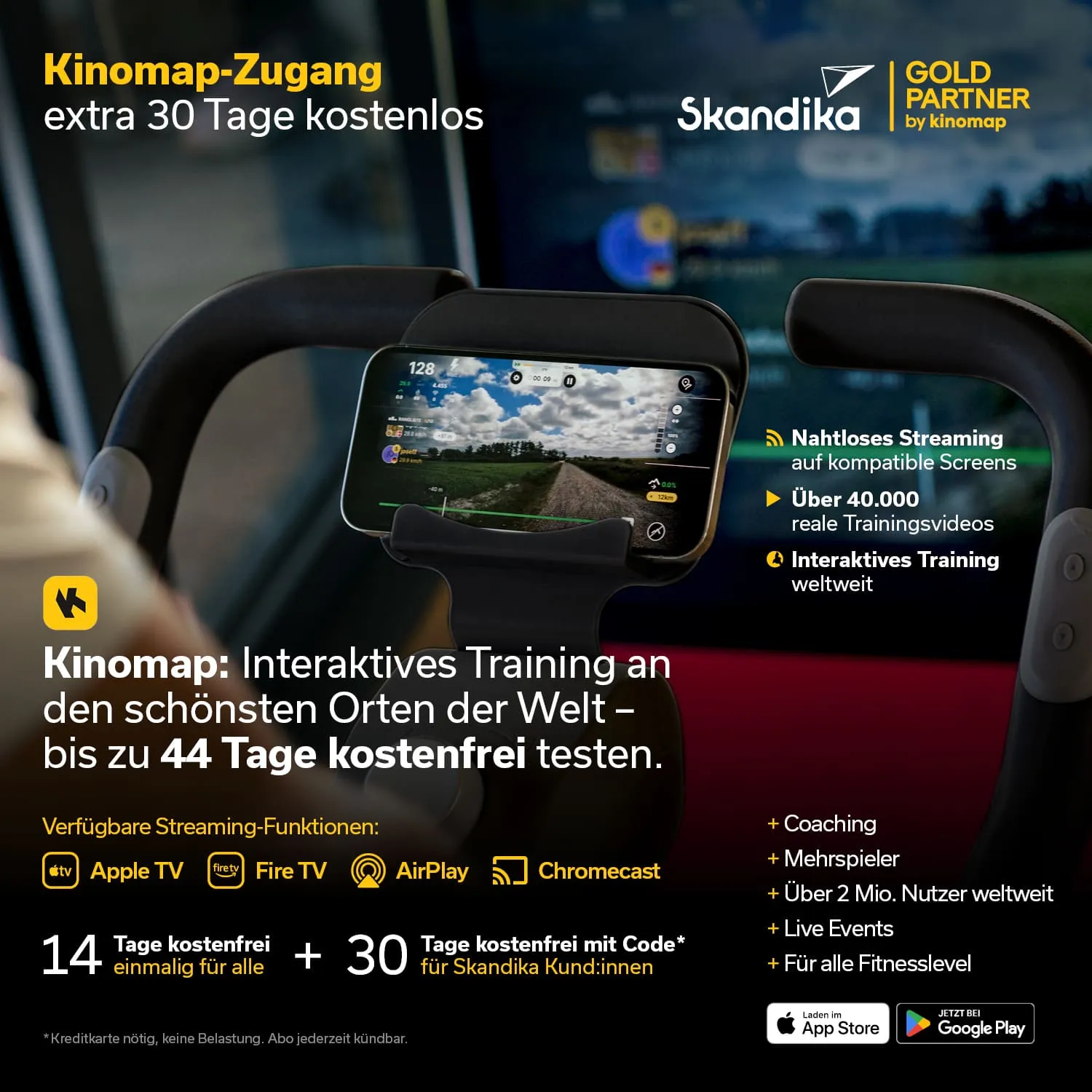 Ein stationäres Fahrrad mit einem Bildschirm ist im Vordergrund. Eine Person trainiert darauf und liest die Anzeige. Der Hintergrund zeigt einen hellen Raum mit Möbeln. Text und Logos sind links auf dem Bild platziert.