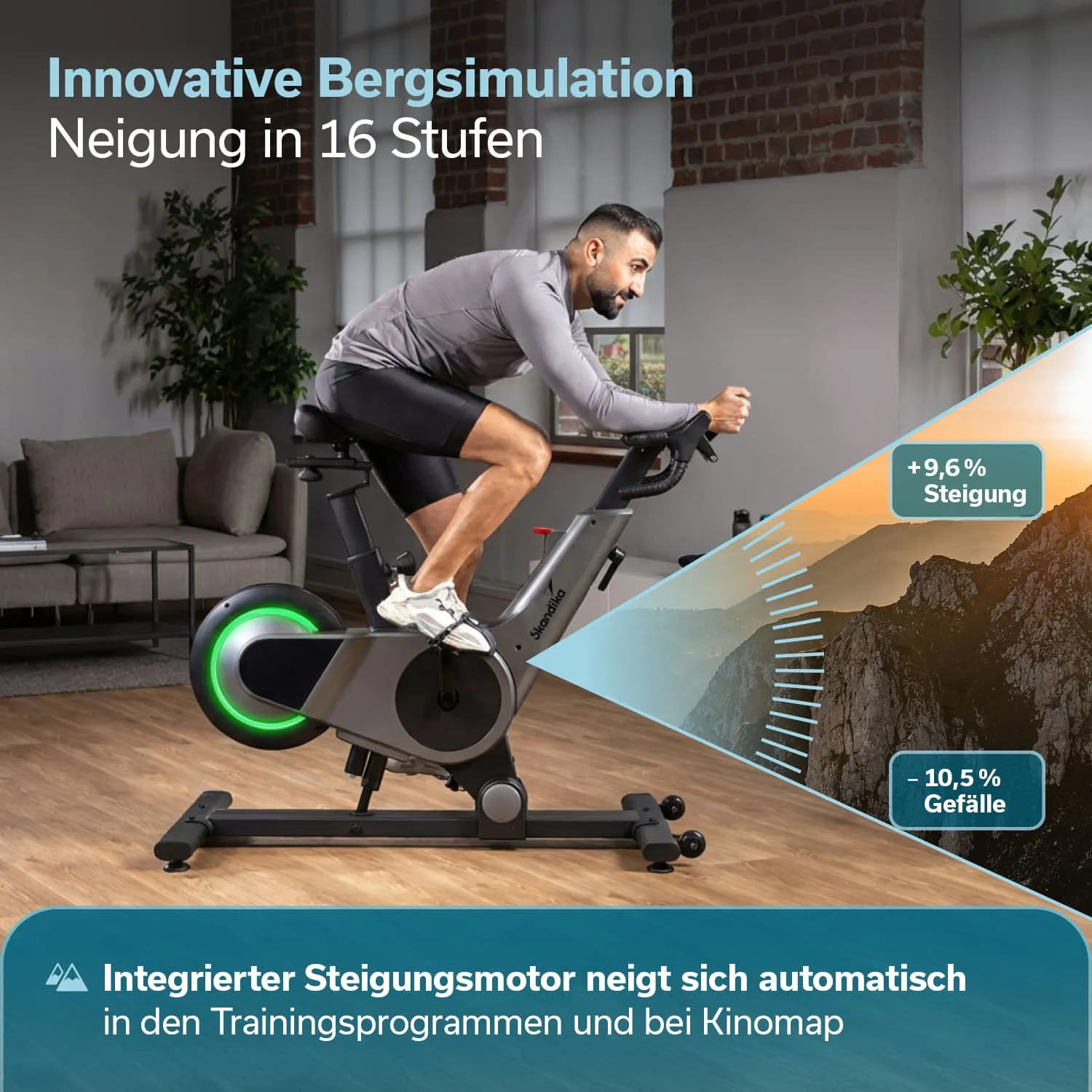 Stationäres Fahrrad in einem Raum mit einem Mann, der mit sportlicher Kleidung radfährt. Pflanzen und ein Sofa im Hintergrund.