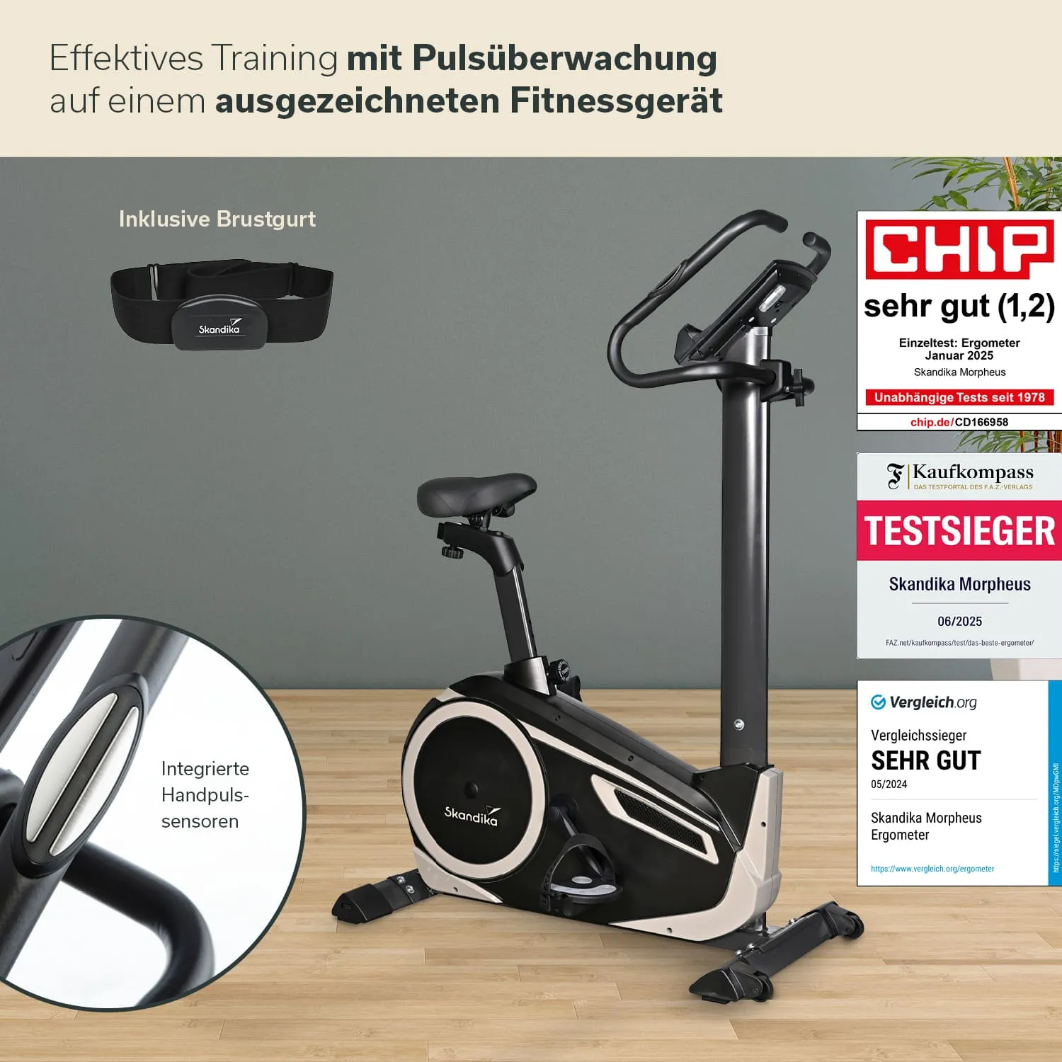Fitnessgerät in Schwarz und Silber, mit einem integrierten Handpulssensor und einem Brustgurt. Auszeichnungen im Hintergrund sichtbar.