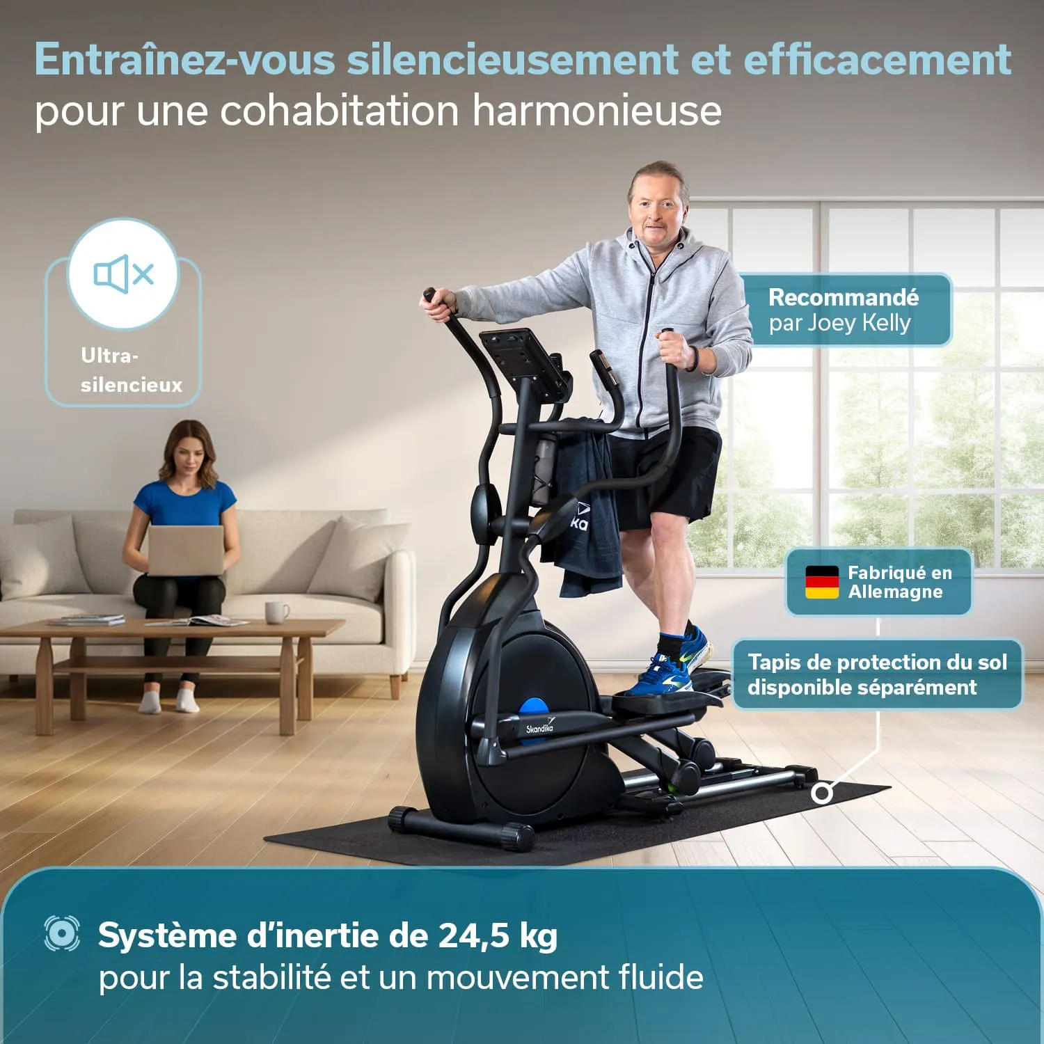 Person auf einem Crosstrainer in einem hellen Raum mit großen Fenstern, sitzende Person auf dem Sofa mit Laptop.