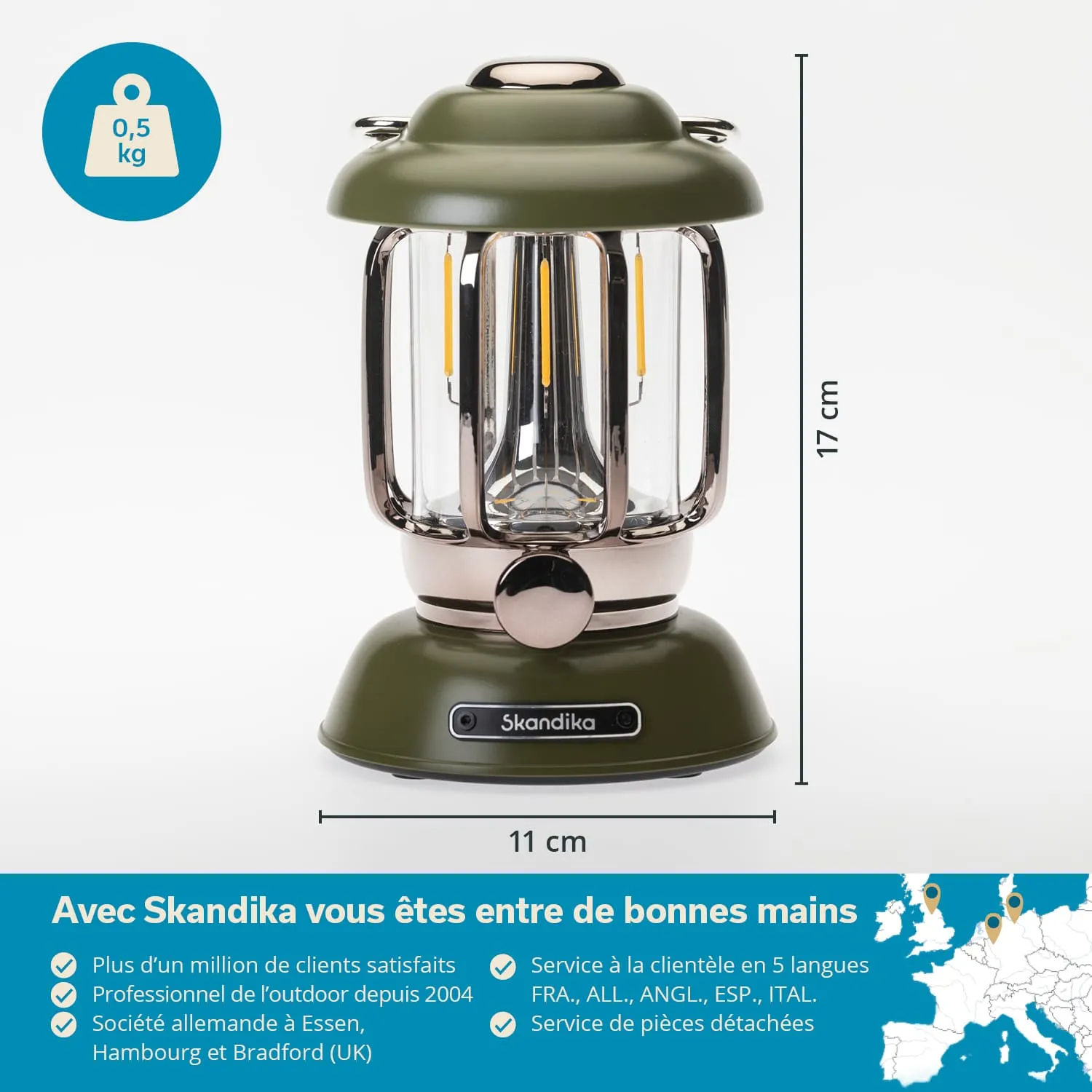 Grüne Laterne mit transparentem Glas und goldfarbenen LEDs. Maße: 17 cm hoch, 11 cm breit. Gewicht: 0,5 kg.