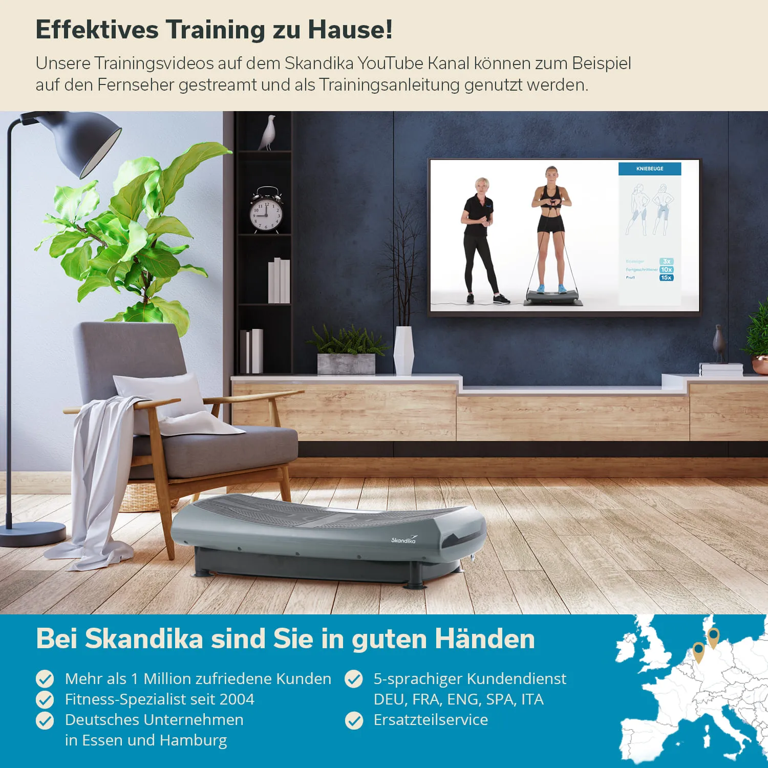 Wohnzimmer mit einem grauen Fitnessgerät, einem Fernseher mit Trainingsanleitung und einem Sessel. Grüner Pflanzenakzent vorhanden.
