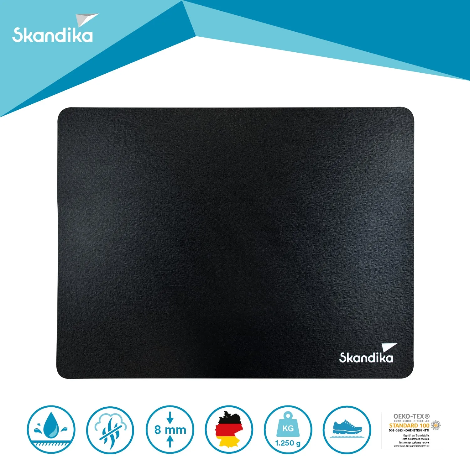 Schwarze, rechteckige Sportmatte mit abgerundeten Ecken und dem Logo „Skandika“ in der unteren rechten Ecke.