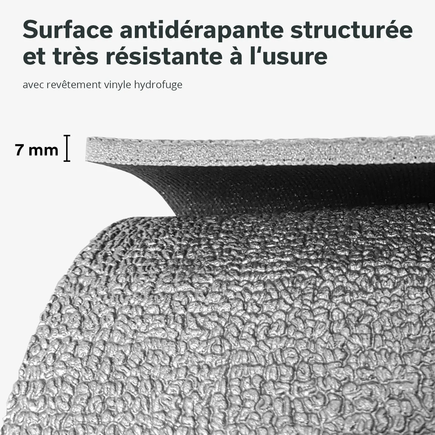 Rutschfeste Oberfläche mit strukturierter Textur, 7 mm dick, aus widerstandsfähigem, wasserabweisendem Vinyl.