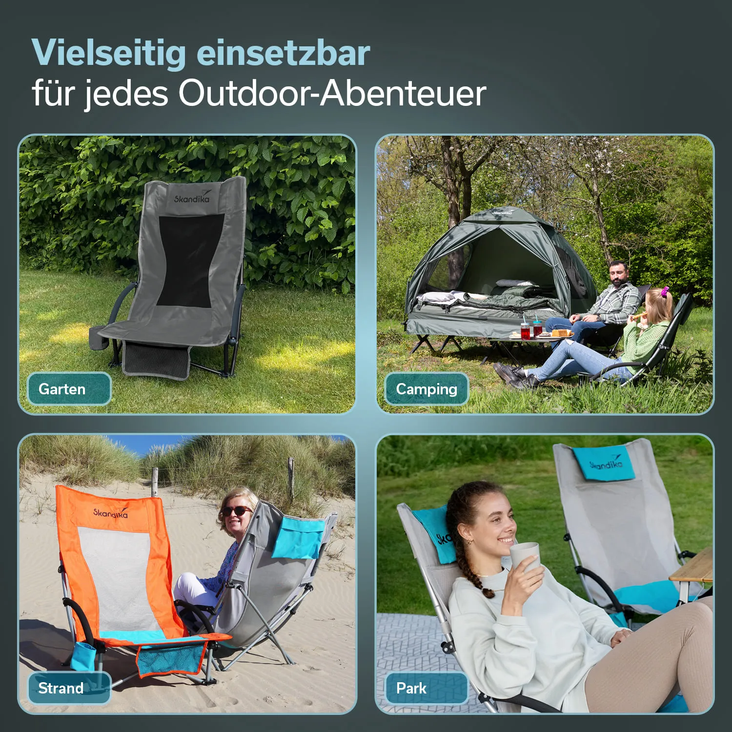 Zwei Liegestühle stehen im Sand, eine Person sitzt lächelnd in einem Stuhl. Umgeben von Dünen mit niedrigen Gräsern.