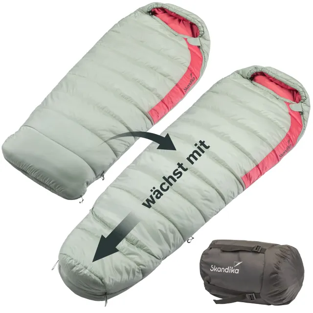 Schlafsack in zwei verschiedenen Längen, in hellgrün und rot. Neben dem Schlafsack ist eine Tasche sichtbar. Text "wächst mit".
