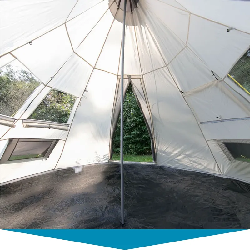 Geräumiges Tipi-Zelt